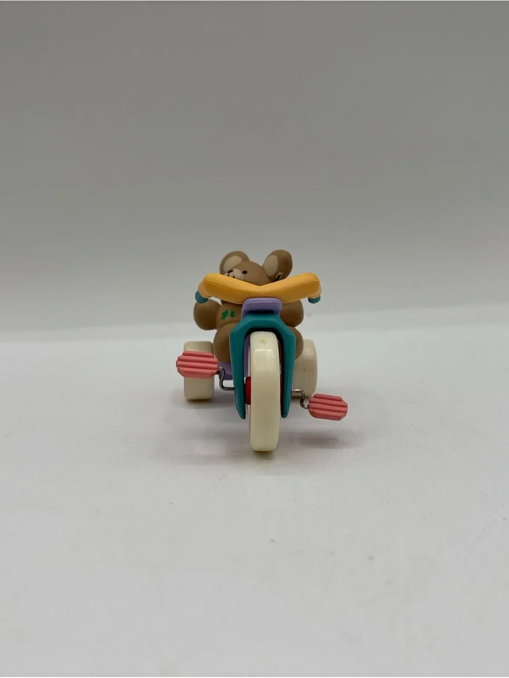 Hallmark‎ Keepsake Dated 1985 Vintage Beary Smooth Ride Handcrafted Ornament